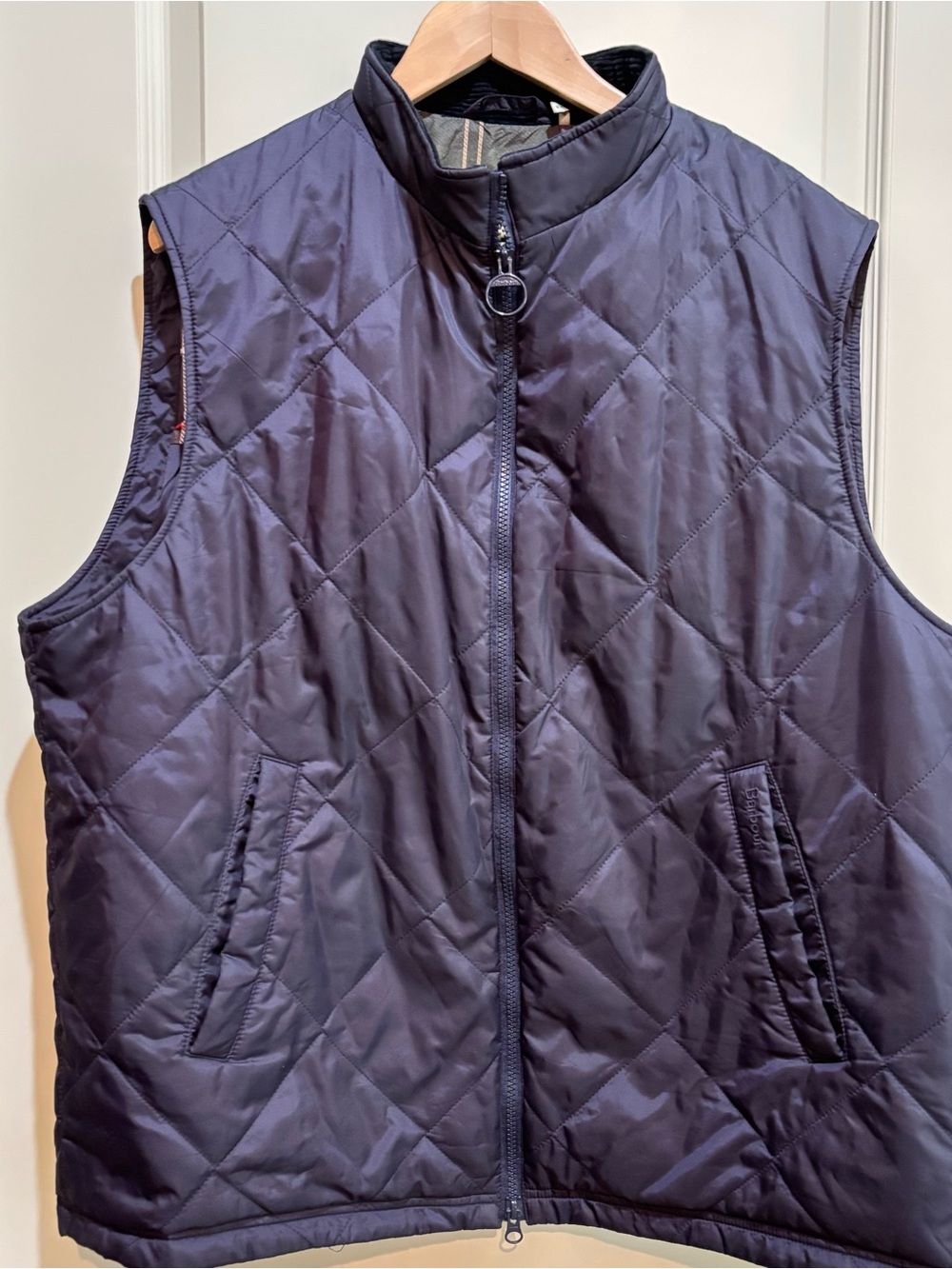 Barbour Men 2XL Navy Blue Finn Quilted Gilet Full Zippered Vest Travel Outdoor